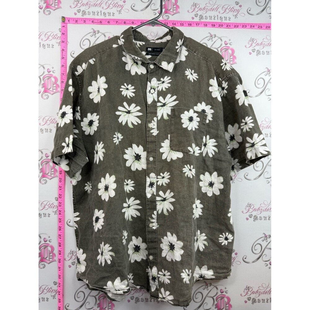 Le 31 par Simon’s shirt Casual Olive Green Floral Short-Sleeve Button-Up Shirt